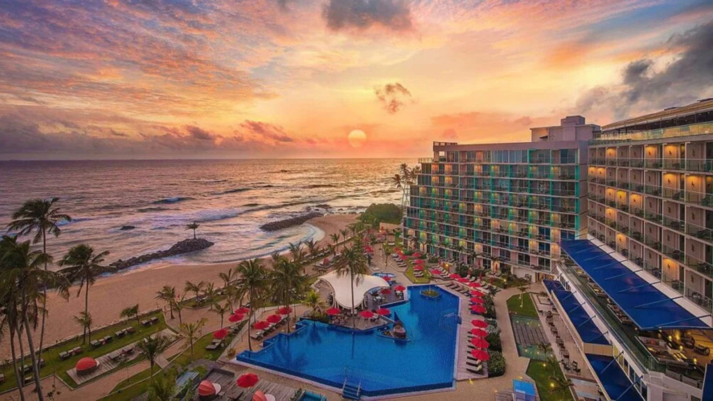 Hills & Beach (Short stay)